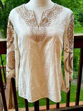 Boho Chico's Size 00P Linen/Cotton Embroidered Tunic Top  Flutter Sleeve